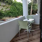 Apartment Dora Batsi
