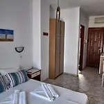 Апартаменты Dora *